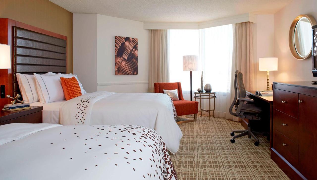 Renaissance St. Louis Airport Hotel Berkeley Kültér fotó