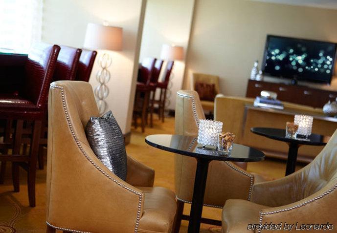 Renaissance St. Louis Airport Hotel Berkeley Beltér fotó